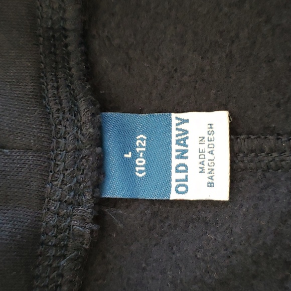 OLD NAVY Fleece Cargo Jogger Shorts (At Knee) - Large (10-12) - Picture 5 of 12